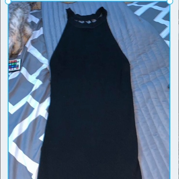 Dress - Picture 2 of 3